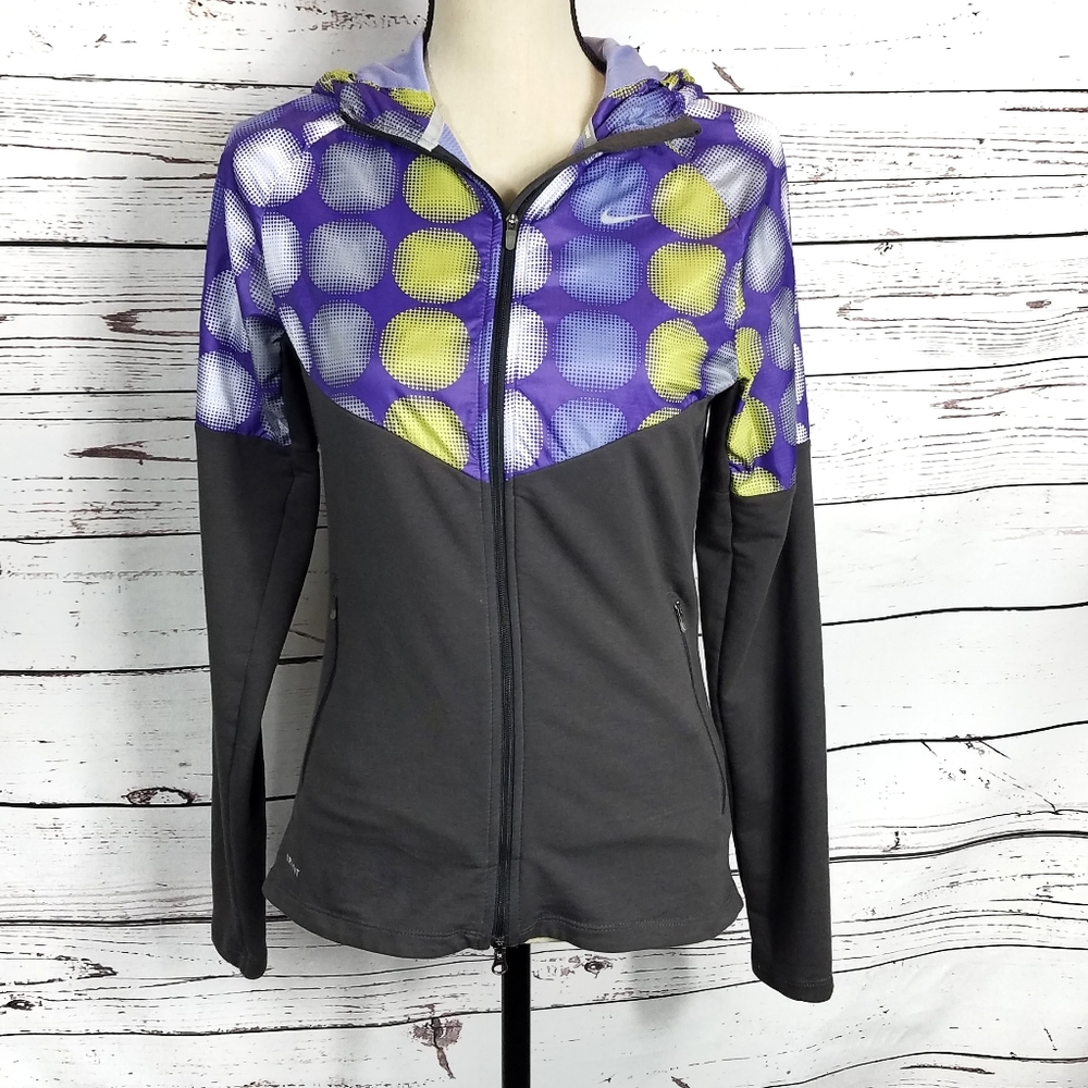 Nike running jacket size small